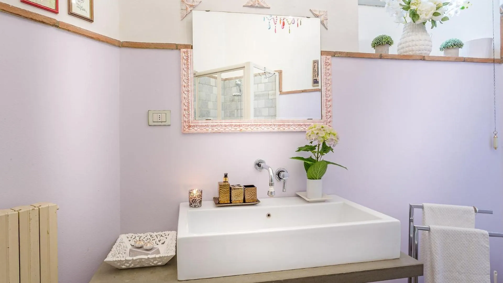 Casa Beatrice, An Apartment With Private Garden Inside The Walls Of Lucca 0*,