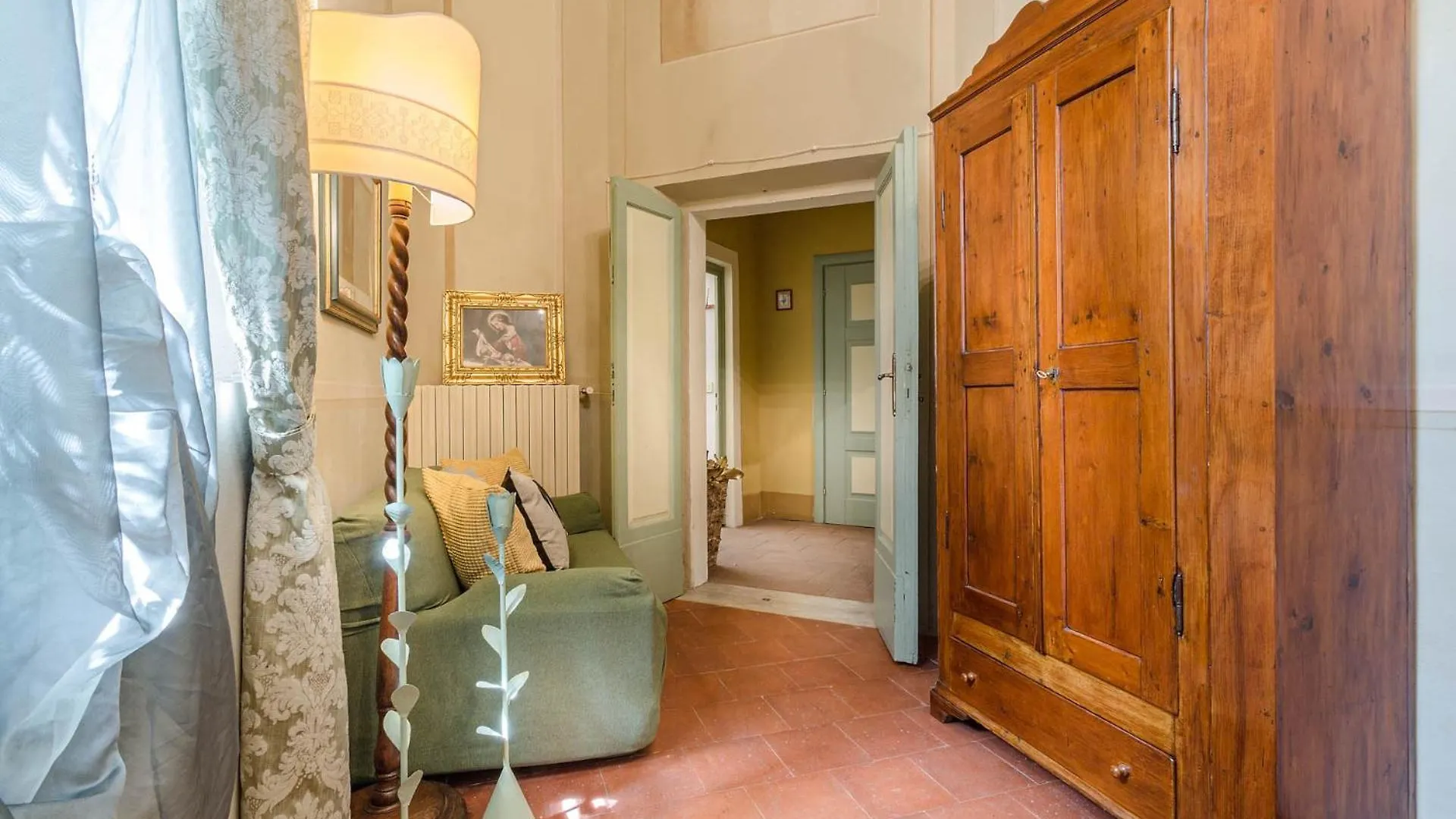 Casa Beatrice, An Apartment With Private Garden Inside The Walls Of Lucca
